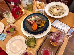 -秘密旅行Bonjour(黑金冠 江南西店)