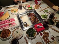 -海底捞火锅鲜切牛肉主题店(长寿路店)