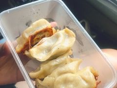 -黄阿姨锅贴大王(万航渡路店)