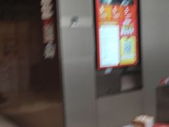 -海底捞火锅(曹安公路店)