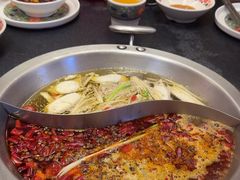 -沸炉重庆老火锅(军事博物馆店)