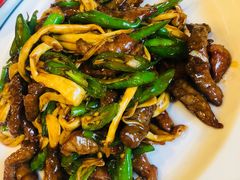 -闯关东东北农家菜(崂山石老人店)