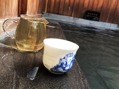 -大连步云山老汤度假山庄