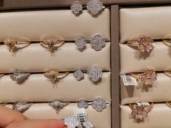 -泰康仰忠精品批发城