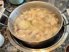 -一席地·本地鸡窝·杭帮鸡火锅(萧山银隆百货店)