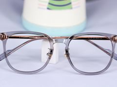 -潘多拉眼镜·蔡司依视路明月(潘家园店)