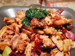 -炭舍干锅·烤鱼(扬名广场店)