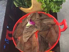 -醉董牛川派鲜肉自选火锅(烟台店)