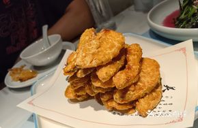 Steamed Baby Pumpkin with Salted Egg Yolk