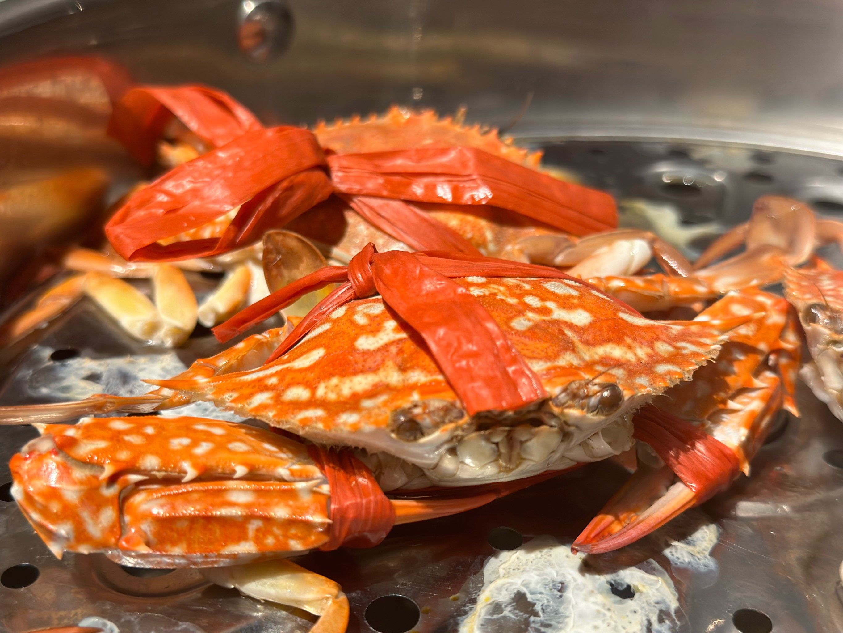 蒸花蟹个头不大但新鲜
