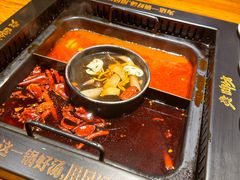 -老牌坊云南鱼豆花火锅(嵩山店)