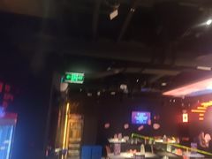 -鸣记脆皮烤鱼·海鲜烤鱼(三八广场店)