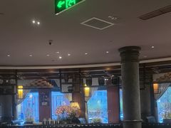 -八府香鸭·啫啫煲(华山路店)