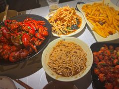 -巴厘龙虾·榜首油焖大虾(音乐学院·沿江酒馆店)