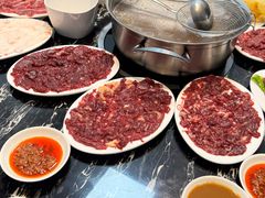 -一鼎牛鲜活牛肉城(晋江海峡国际食品城店)