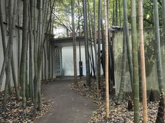 -穹六人间 people 6(岳阳路店)