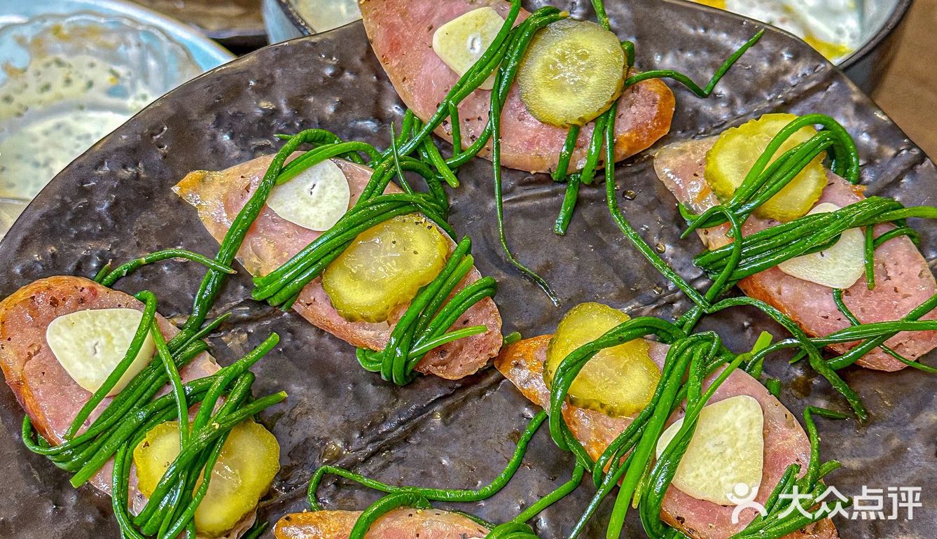 你还别说这家小酒馆有点东西！！