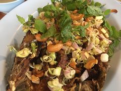香茅烤鱼-Ruam Saep Yok Khok Som Tam