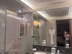 -深圳星河丽思卡尔顿酒店