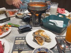 -金马门国际美食百汇(珞喻路店)