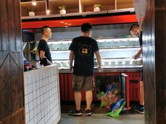 -小熊纪称盘麻辣烫