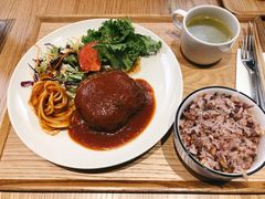 汉堡肉套餐-Café & Meal MUJI(北京坊店)