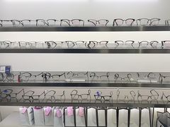 -视野联行眼镜·蔡司·尼康战略合作店(城西银泰店)