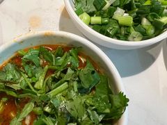 -左庭右院鲜牛肉火锅(金山万达店)