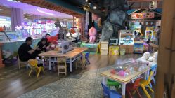 -卡通尼乐园(新达汇三林店)