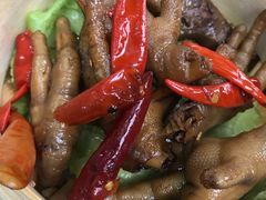 -王婆乔鲜鱼自助火锅(蜀汉路店)