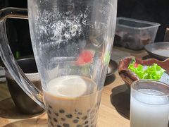 大红袍珍珠奶茶-湊湊火锅·茶憩(杭州湖滨银泰in77店)