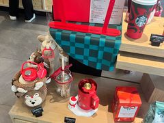 -星巴克臻选(华堂·新辰汇店)