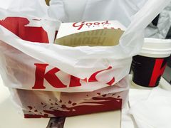 -肯德基(南京站A2检票口楼上)