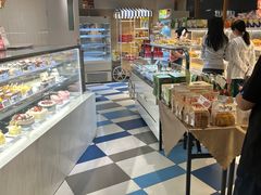-85度C(生甜甜圈研究工坊·上海平凉店)