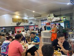 大堂-汪胖子襄阳牛肉面(华丰路店)