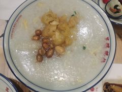 荔湾艇仔粥-荔银肠粉·非遗手藝(夫子庙店)