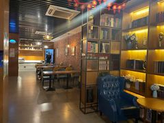 -缦咖电竞酒店(北京鸟巢红军营地铁站店)