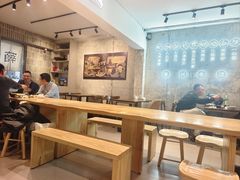 大堂-连手特色烤串