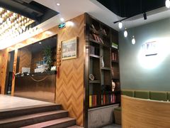 -有米猪港式餐厅