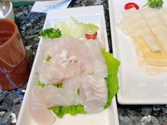 巴沙鱼片-一席地·本地鸡窝·杭帮鸡火锅(萧山银隆百货店)