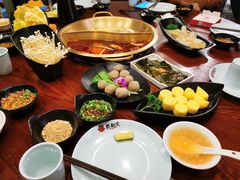 -重庆爽翻天老火锅(临平万达广场店)