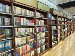 -新华书店(新街口旗舰店)