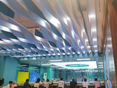 -Swim斯卫姆国际儿童游泳中心(红博中央公园店)