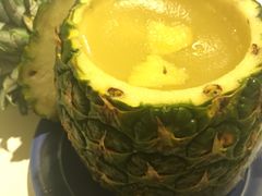 -志龙皇冠吃货椰子铺