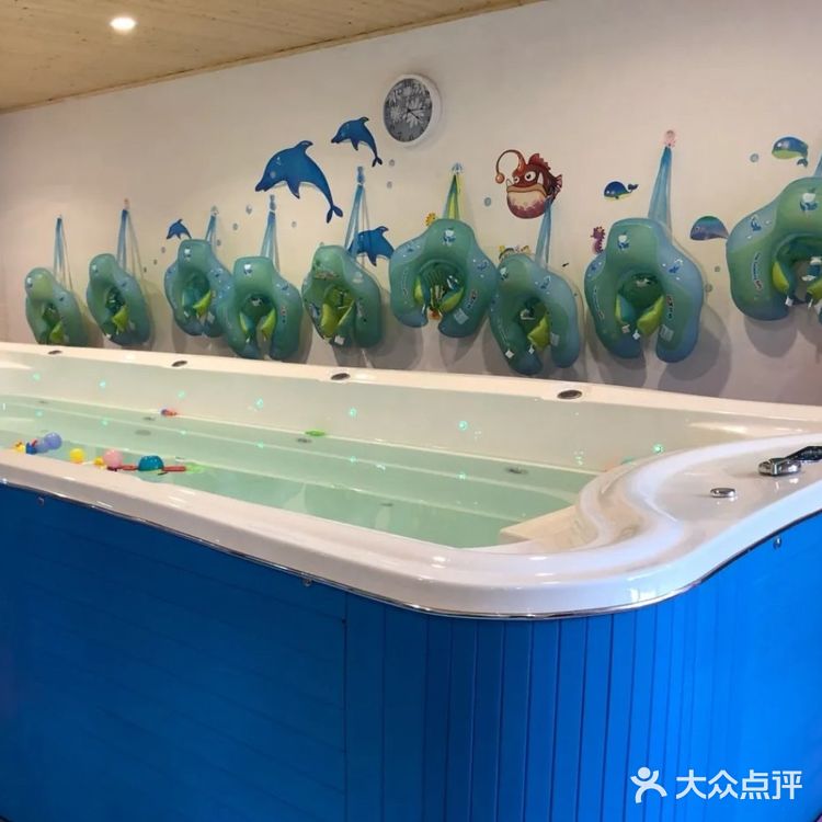游泳健将游吧