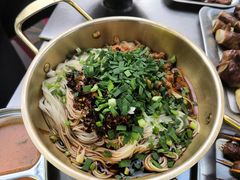 -嗨牛味海鲜烧烤