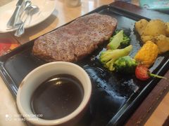 -必胜客(WOW中心城店)