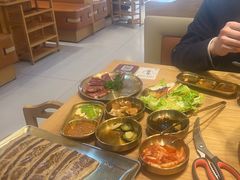 -闻老头·菊花炭烤肉(D11店)