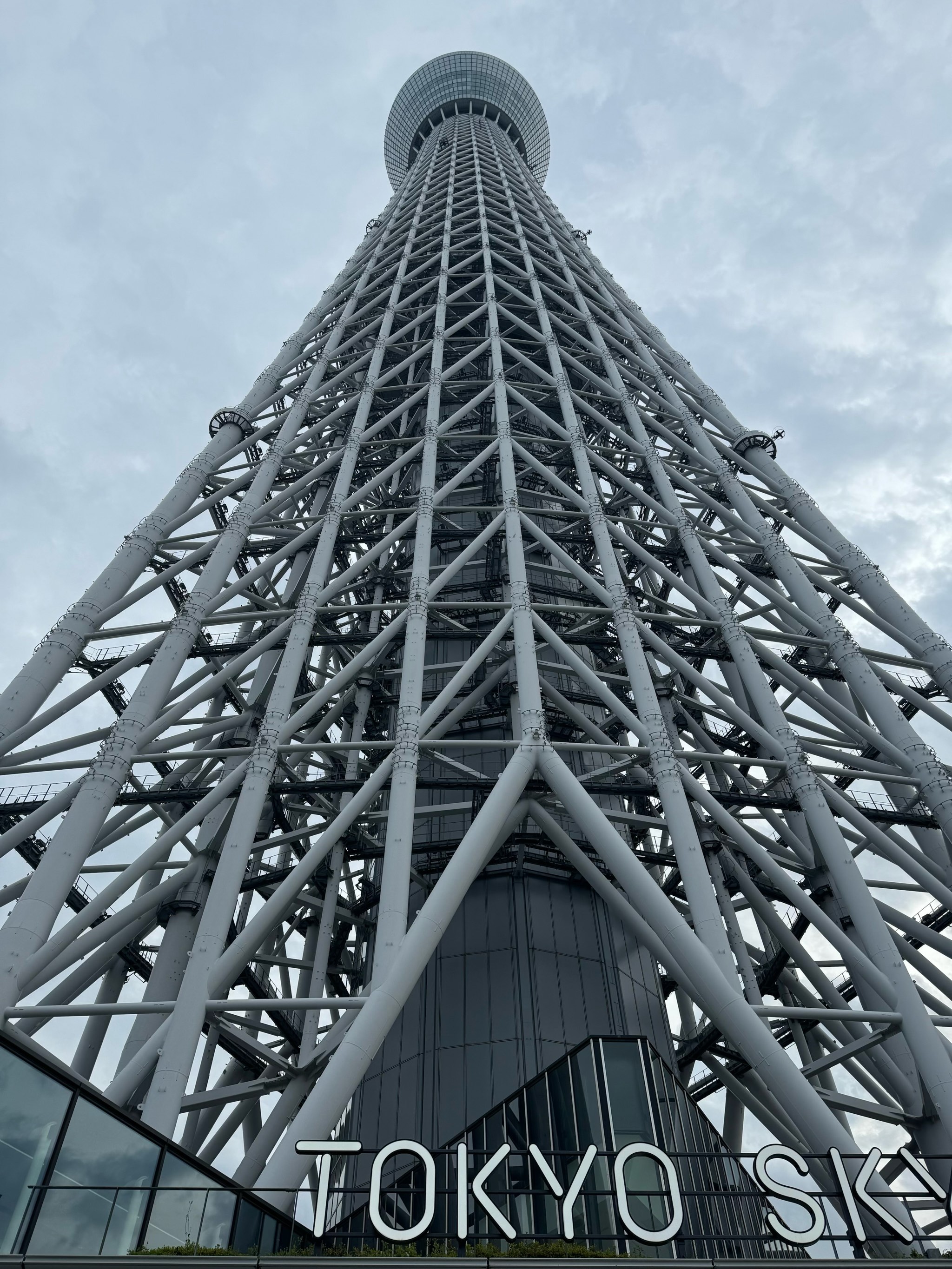 东京晴空塔电梯图片