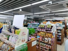 零售区-全家便利店(莲花池东路店)